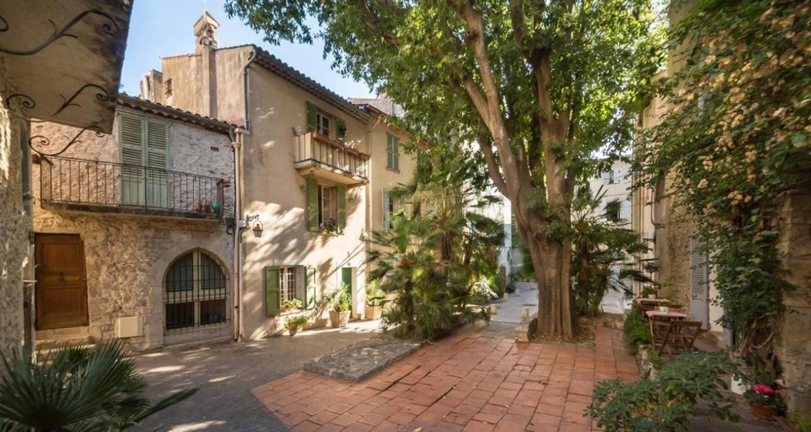 Studio au cœur du Vieil Antibes Extérieur photo